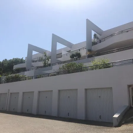 Bel Au Calme Vue Imprenable Parking Prive Gratuit アパート ラシオタ